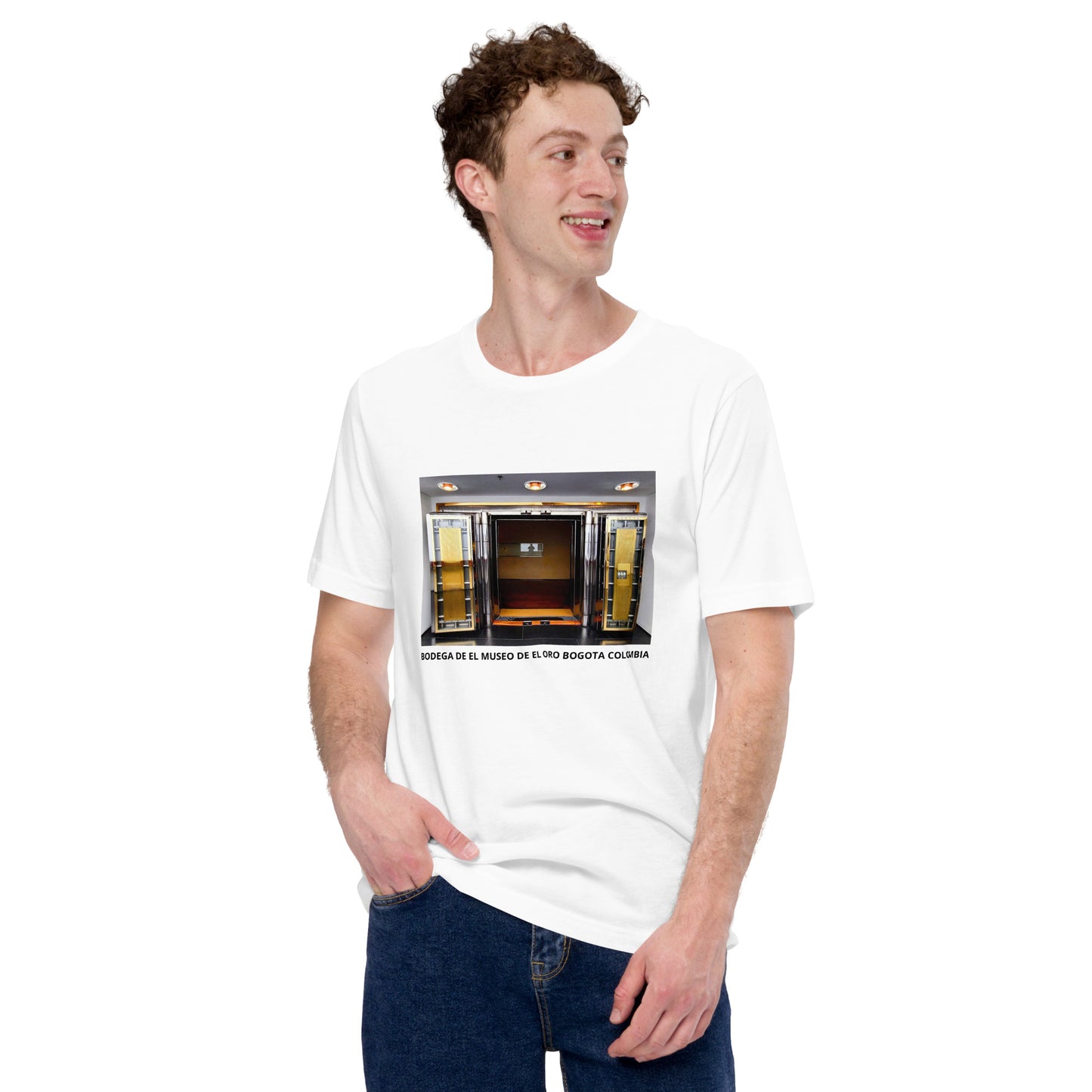 CAMISETA UNISEX CON UNA FOTOGRAFIA ORIGINAL DEL MUNDO, BOBEDA DEL MUSEO DE EL ORO BOGOTA COLOMBIA.